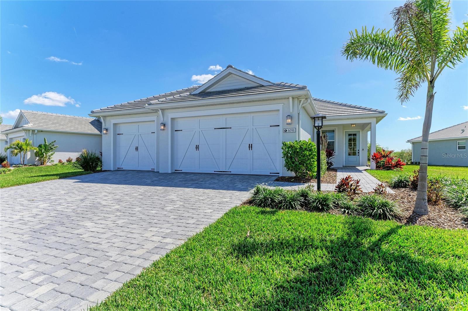 1051 WATERLINE CT
