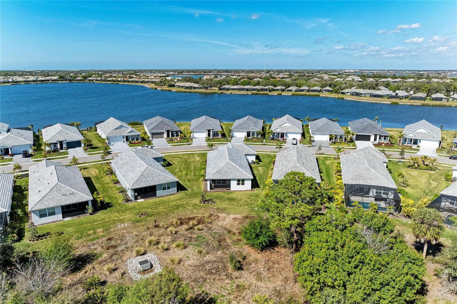 1051 WATERLINE CT