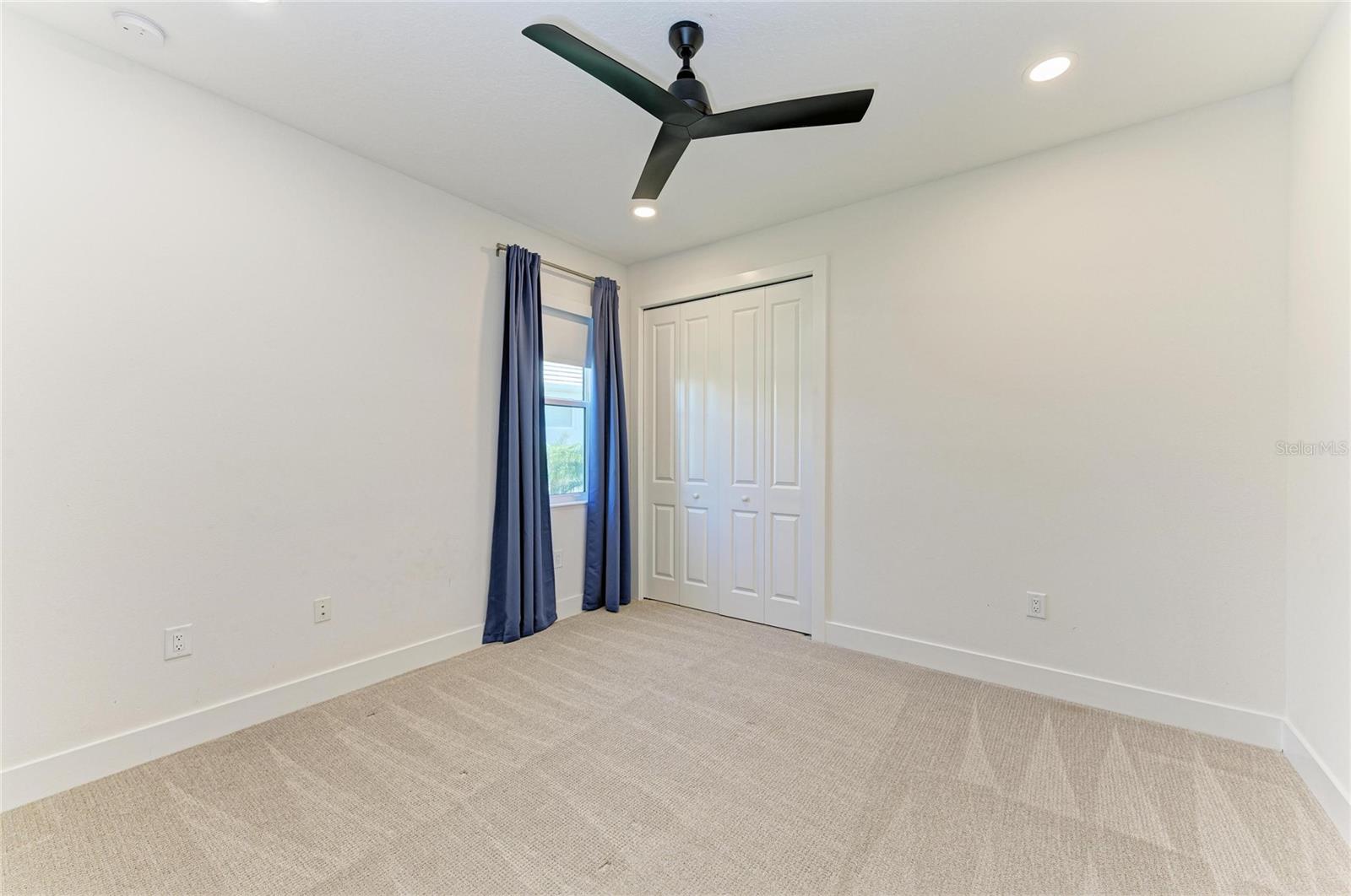 1051 WATERLINE CT