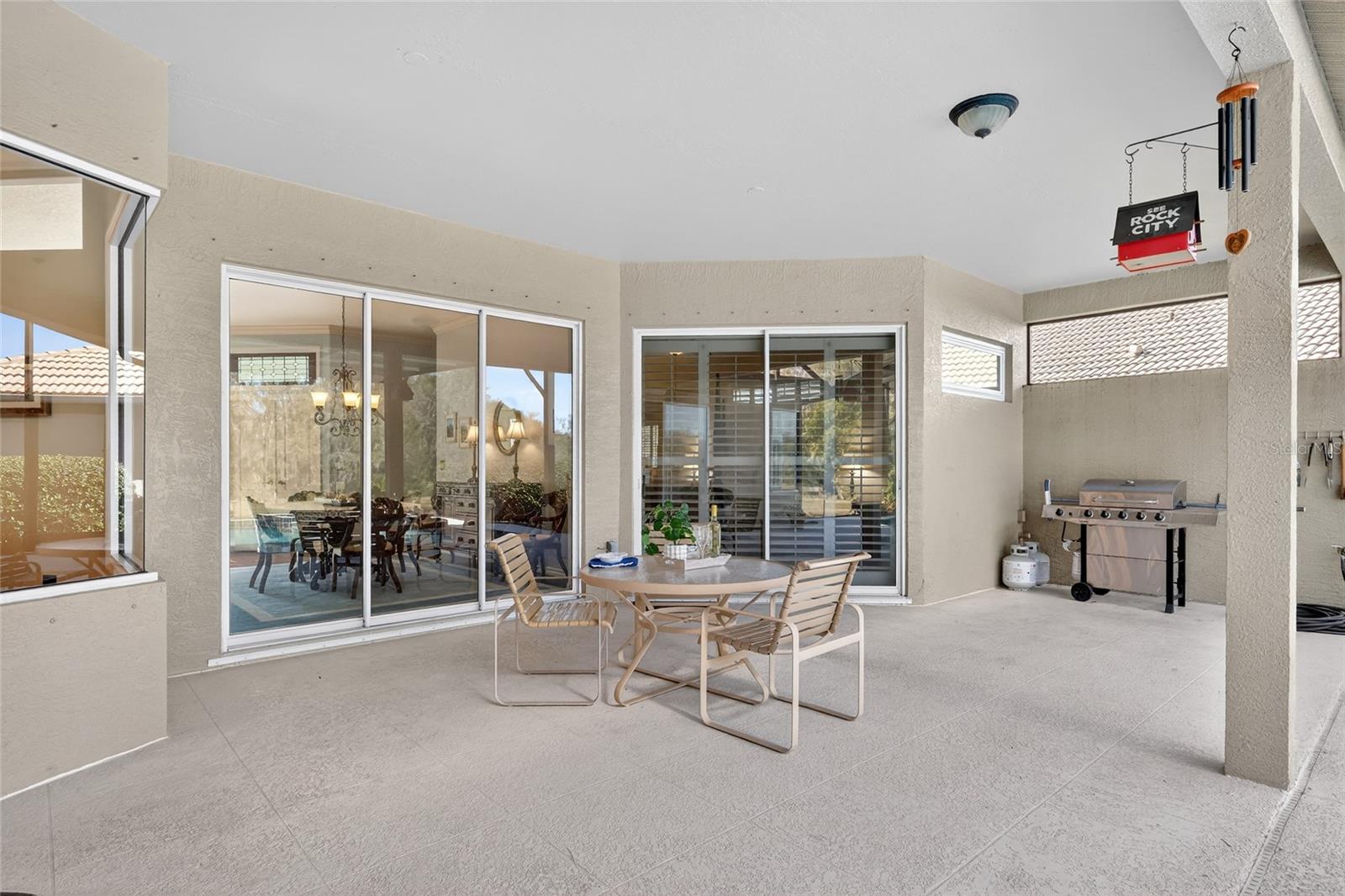 11908 OAK RIDGE DR