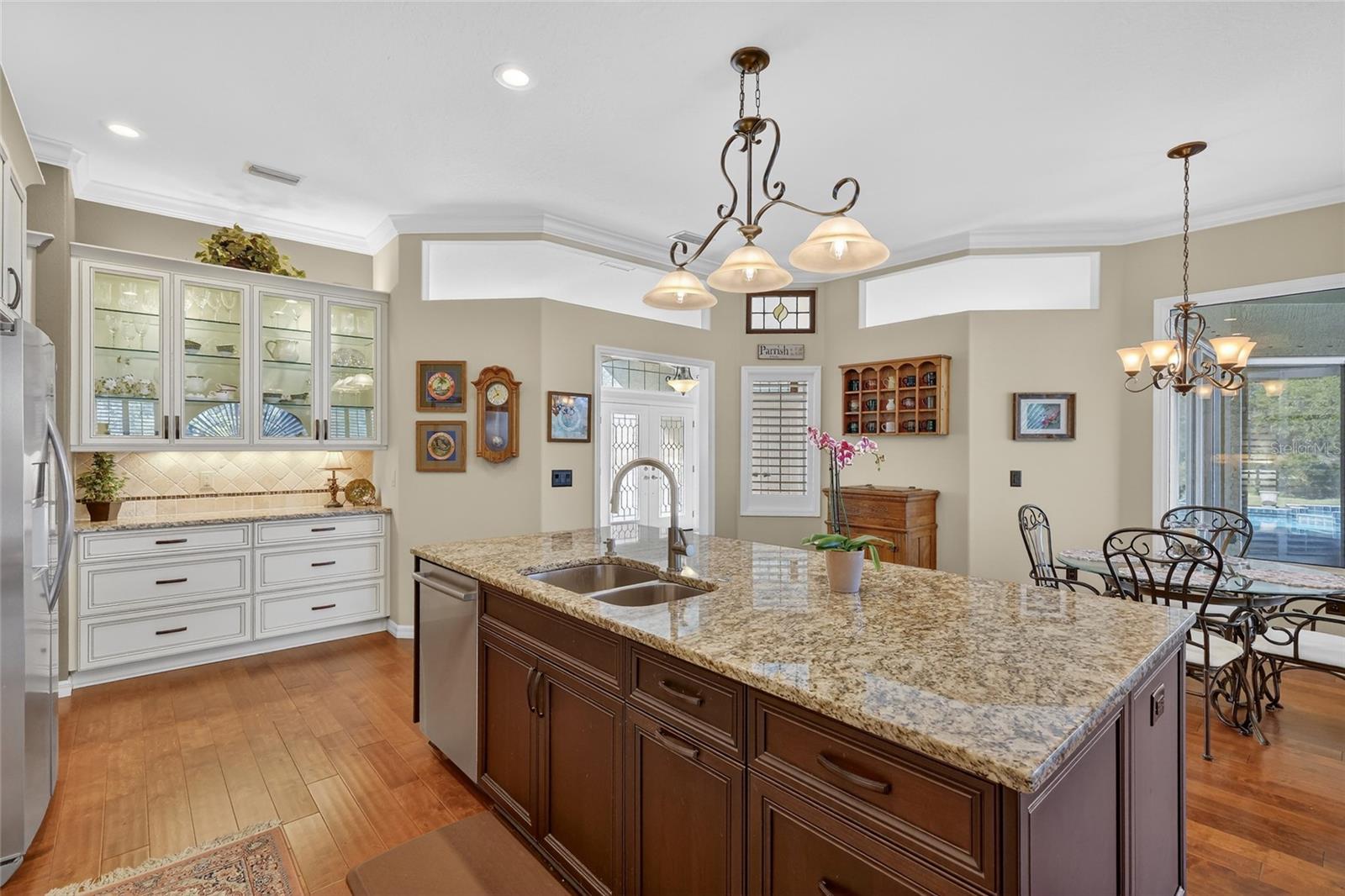 11908 OAK RIDGE DR
