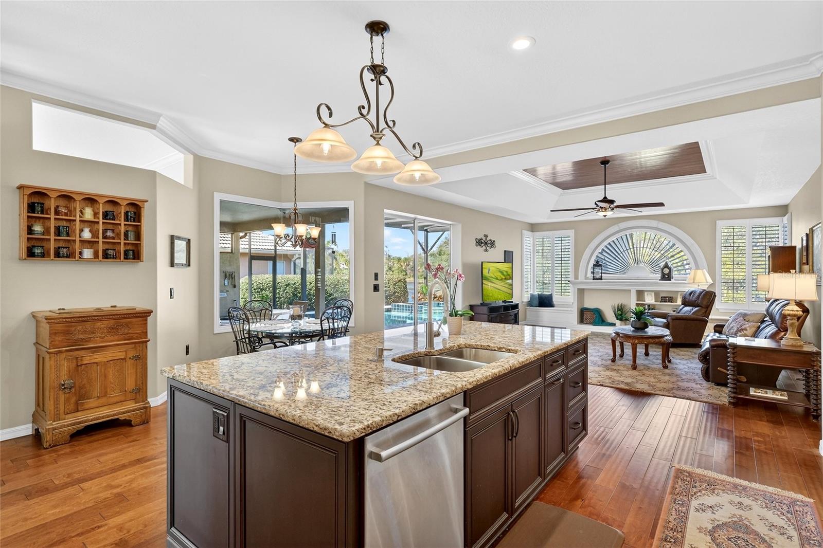 11908 OAK RIDGE DR
