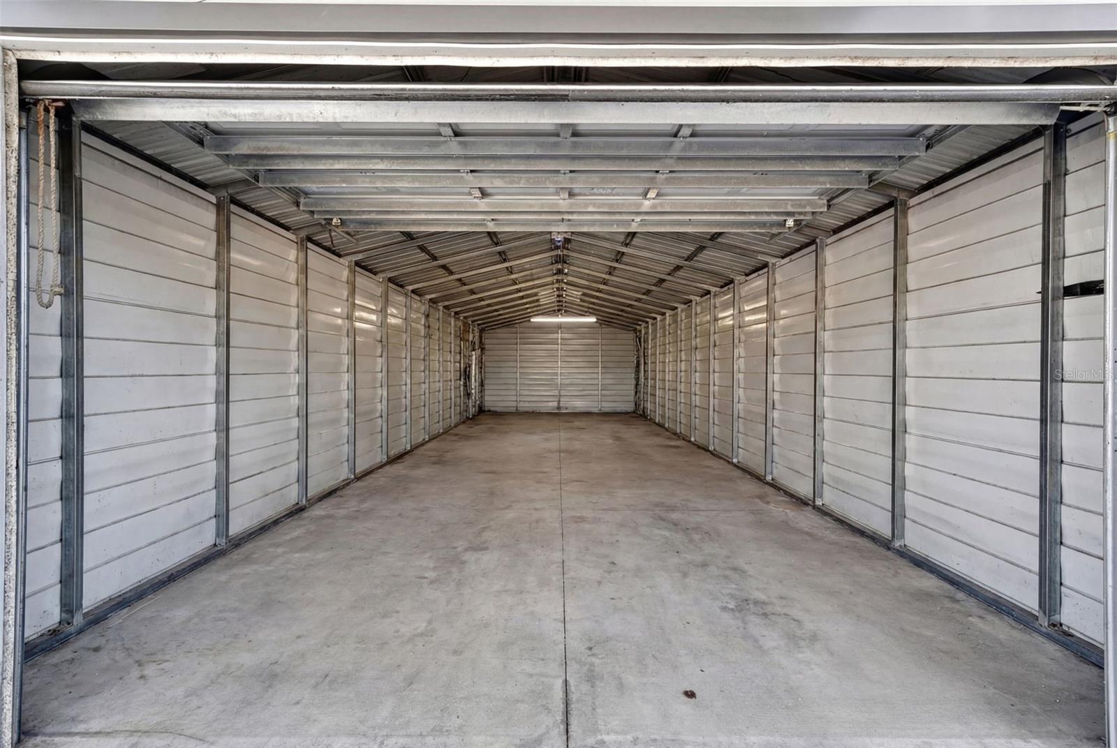 405 W SEMINOLE DR