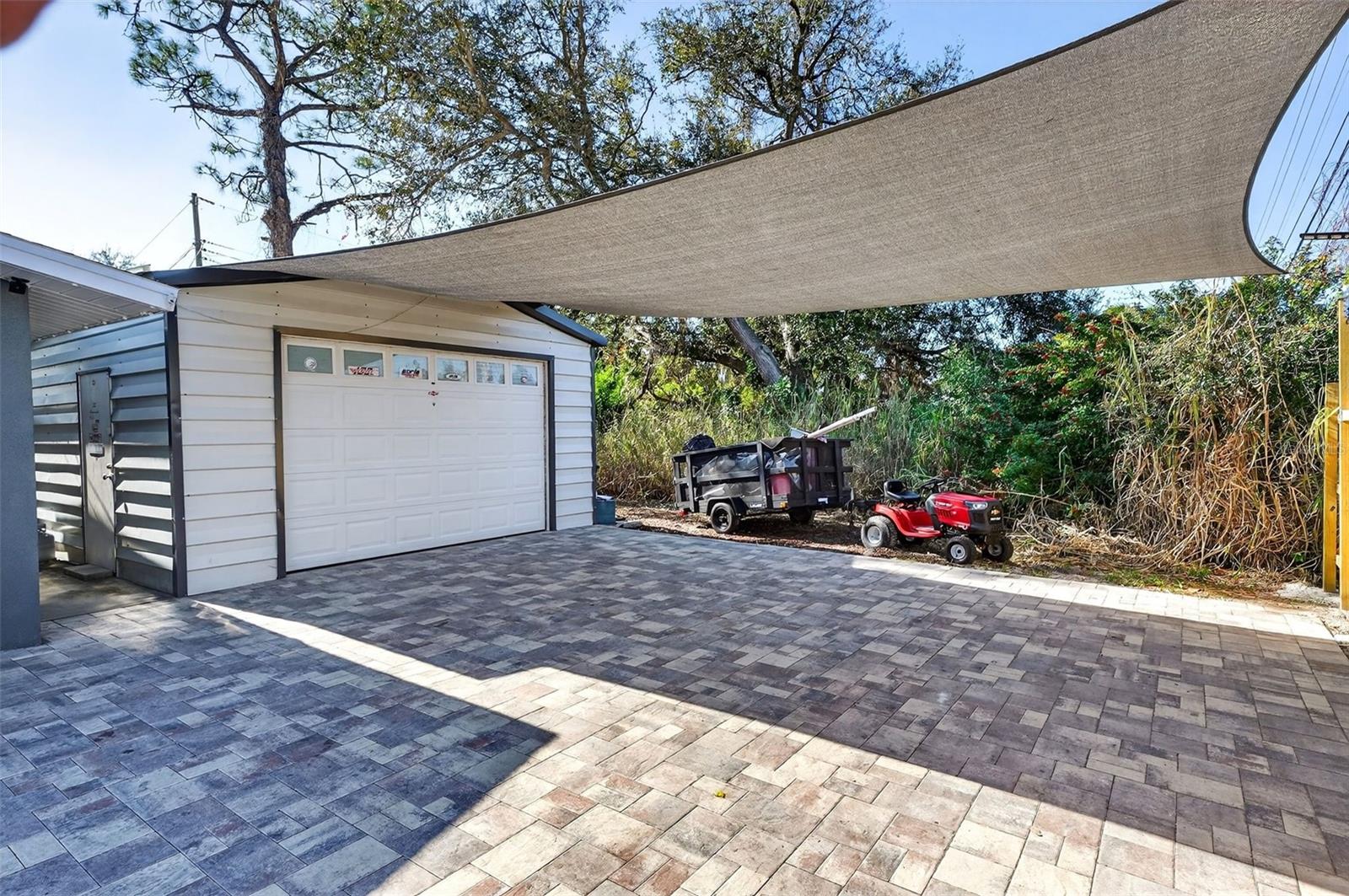 405 W SEMINOLE DR