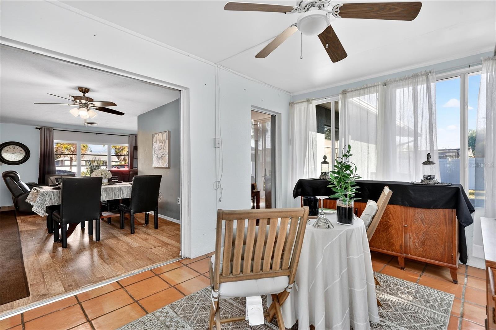 405 W SEMINOLE DR
