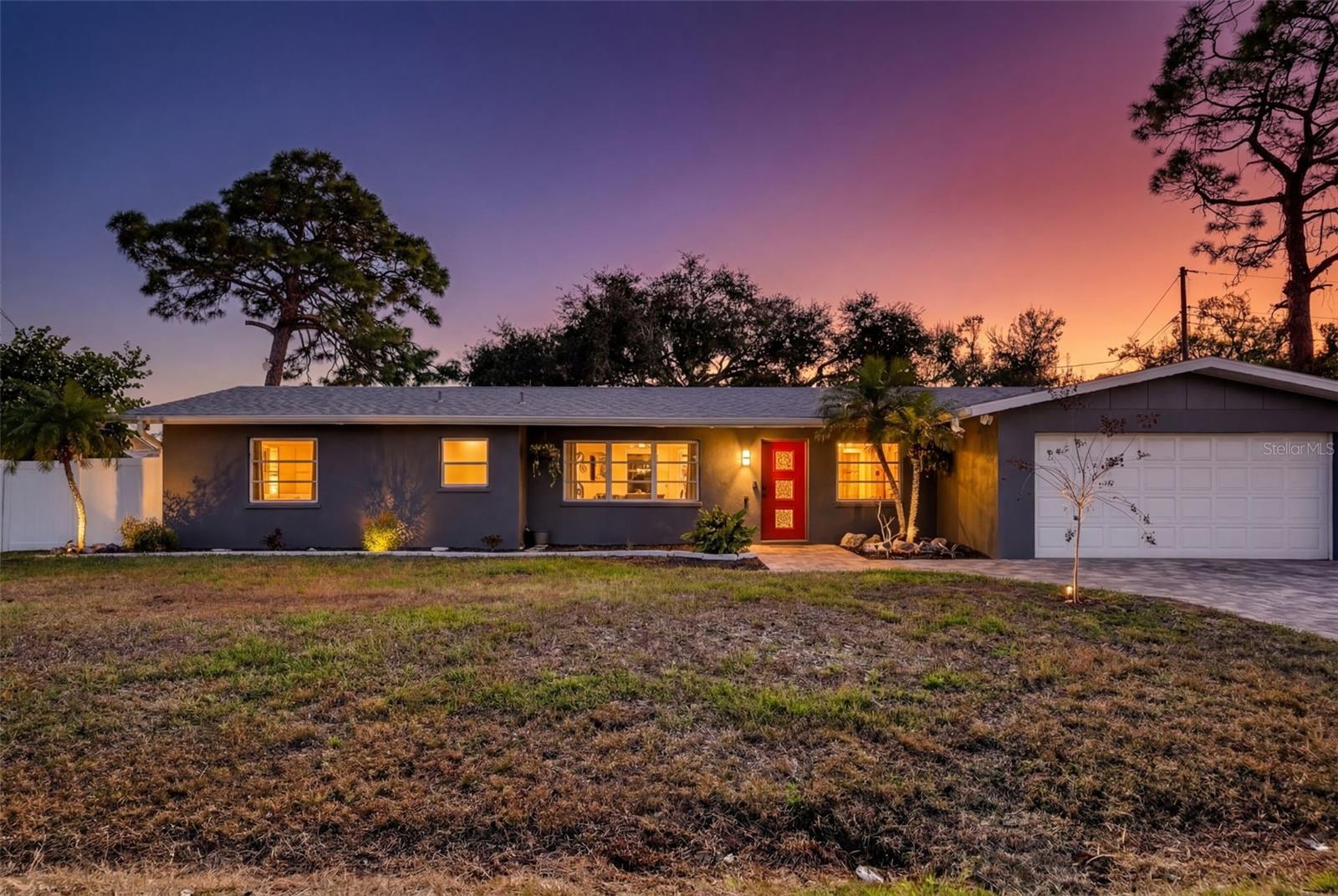 405 W SEMINOLE DR