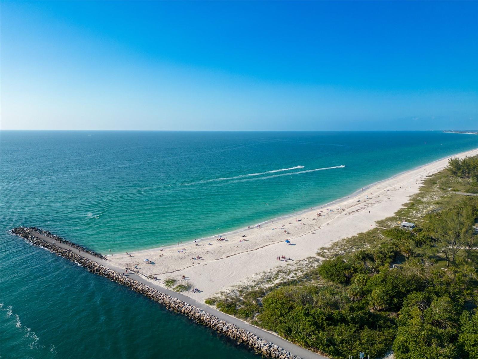 405 W SEMINOLE DR