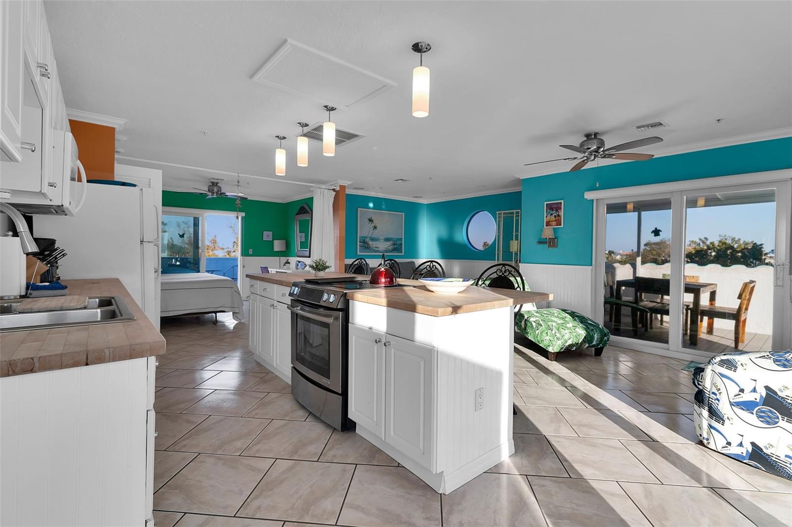 5322 CALLE DE LA SIESTA