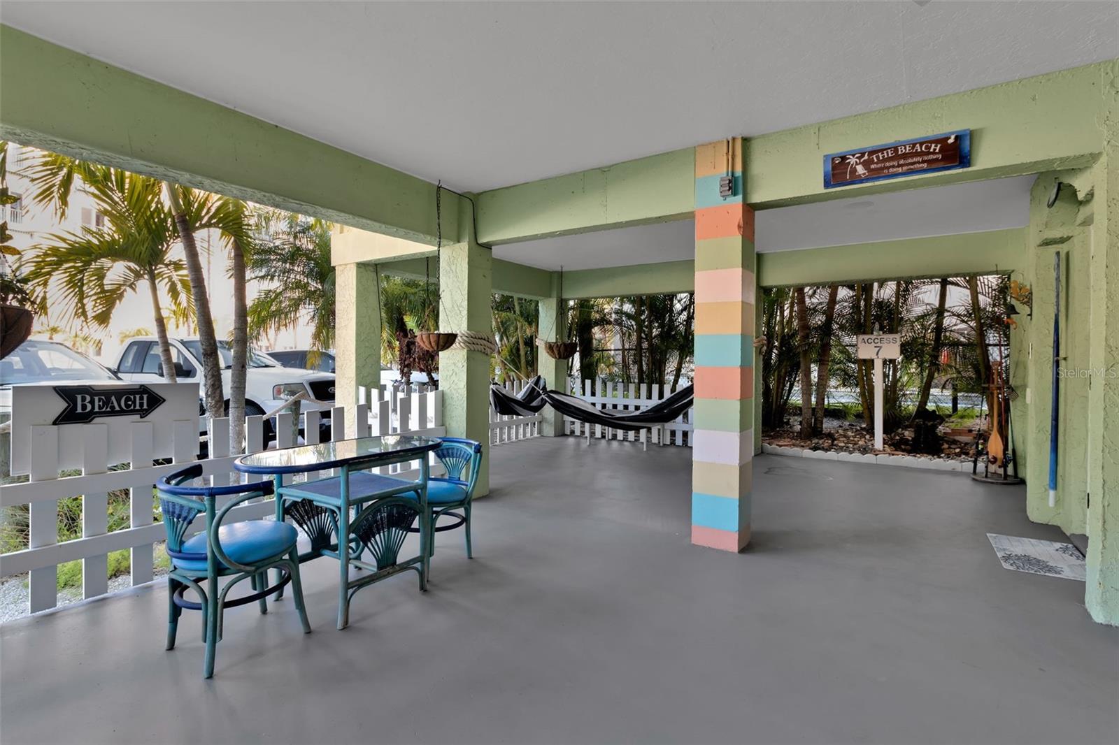 5322 CALLE DE LA SIESTA