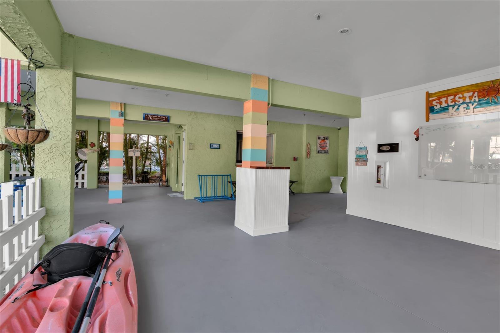 5322 CALLE DE LA SIESTA