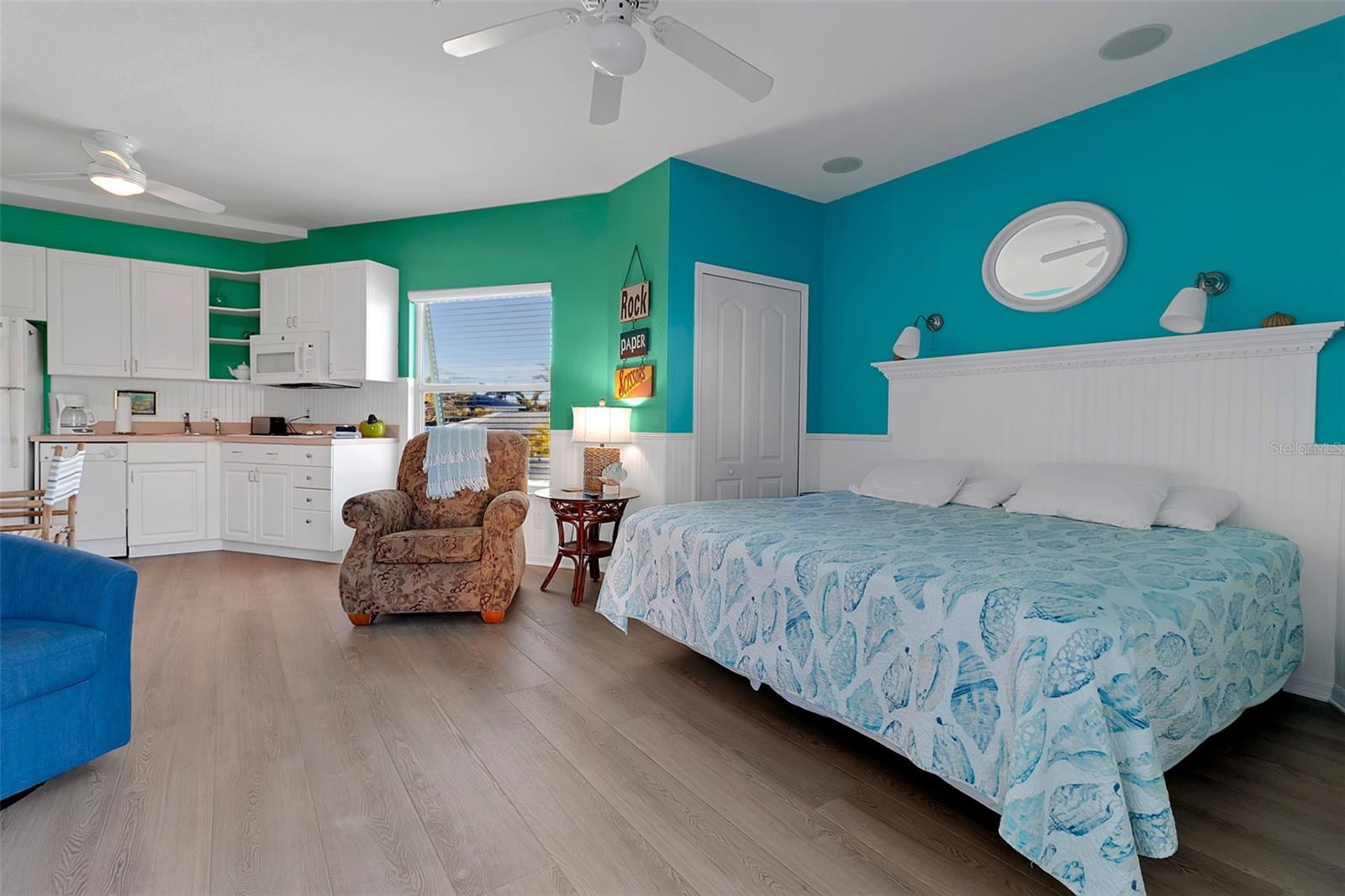 5322 CALLE DE LA SIESTA