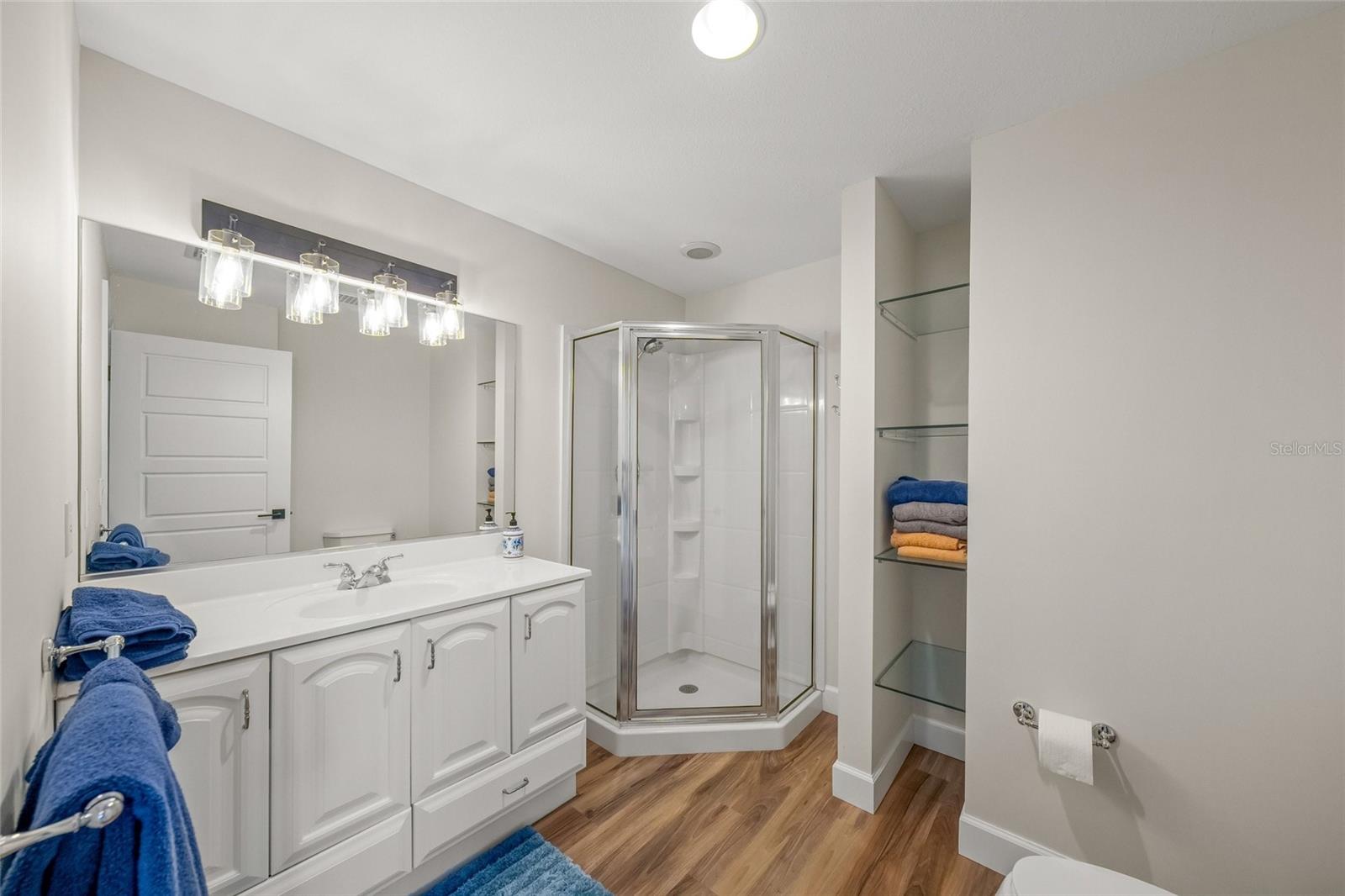 8560 HERON LAGOON CIR