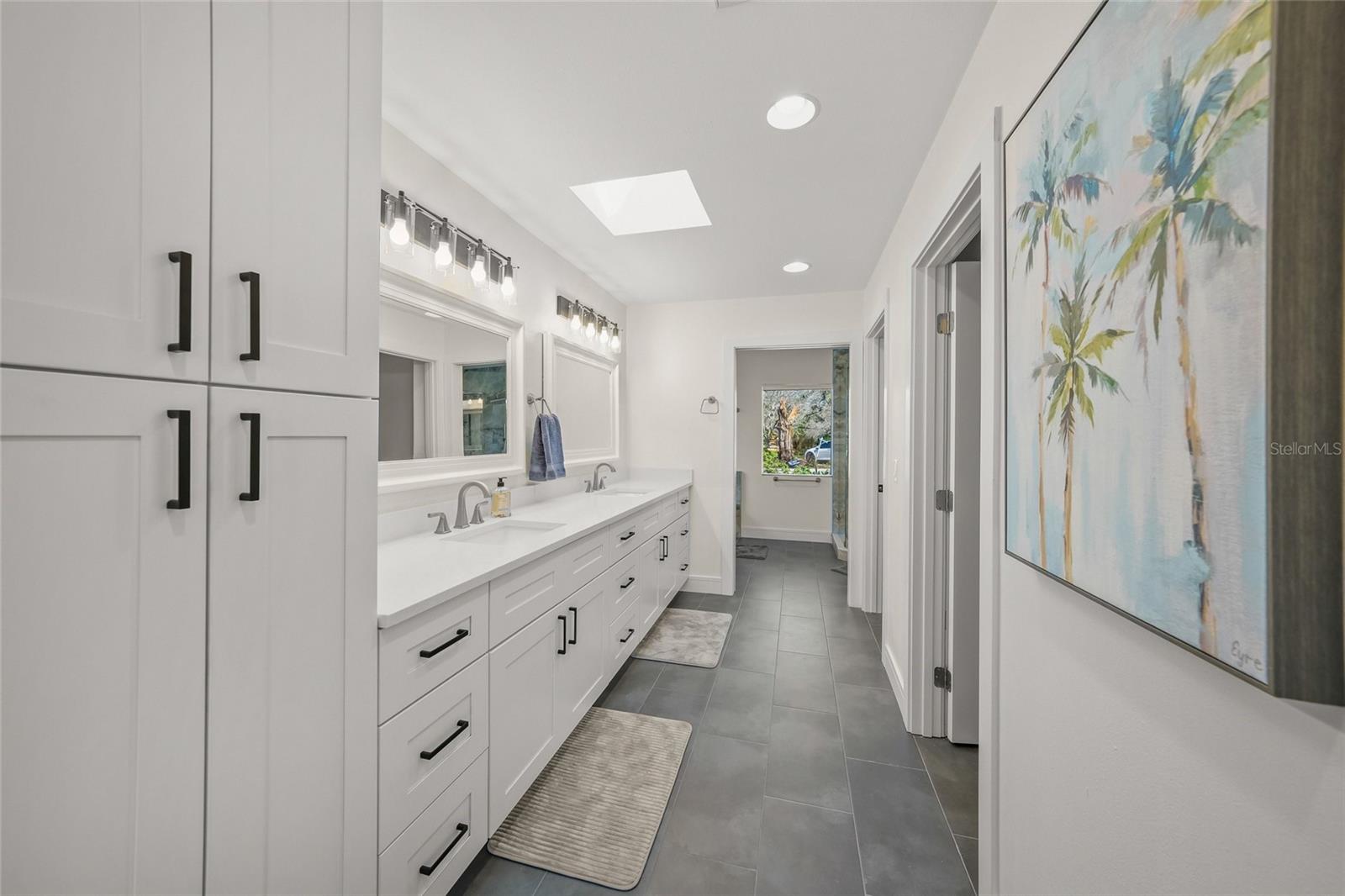 8560 HERON LAGOON CIR