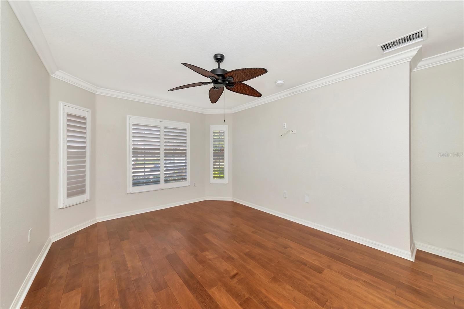 223 RIVER ENCLAVE CT