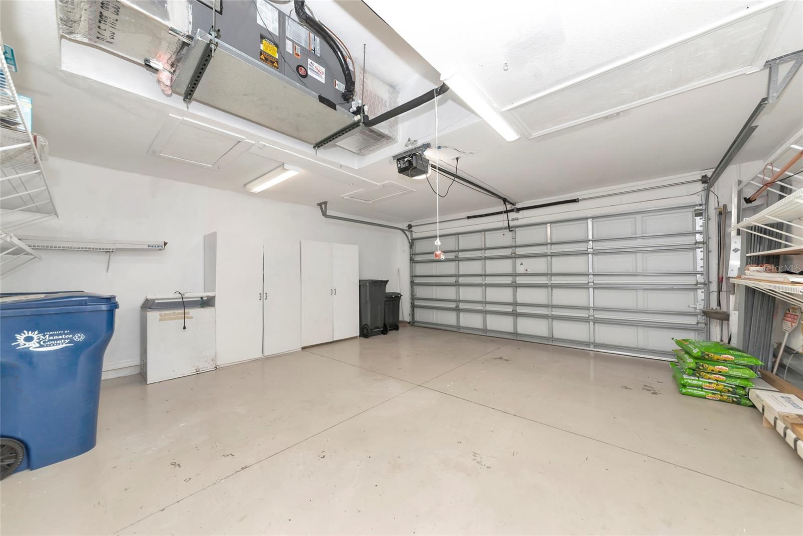 223 RIVER ENCLAVE CT