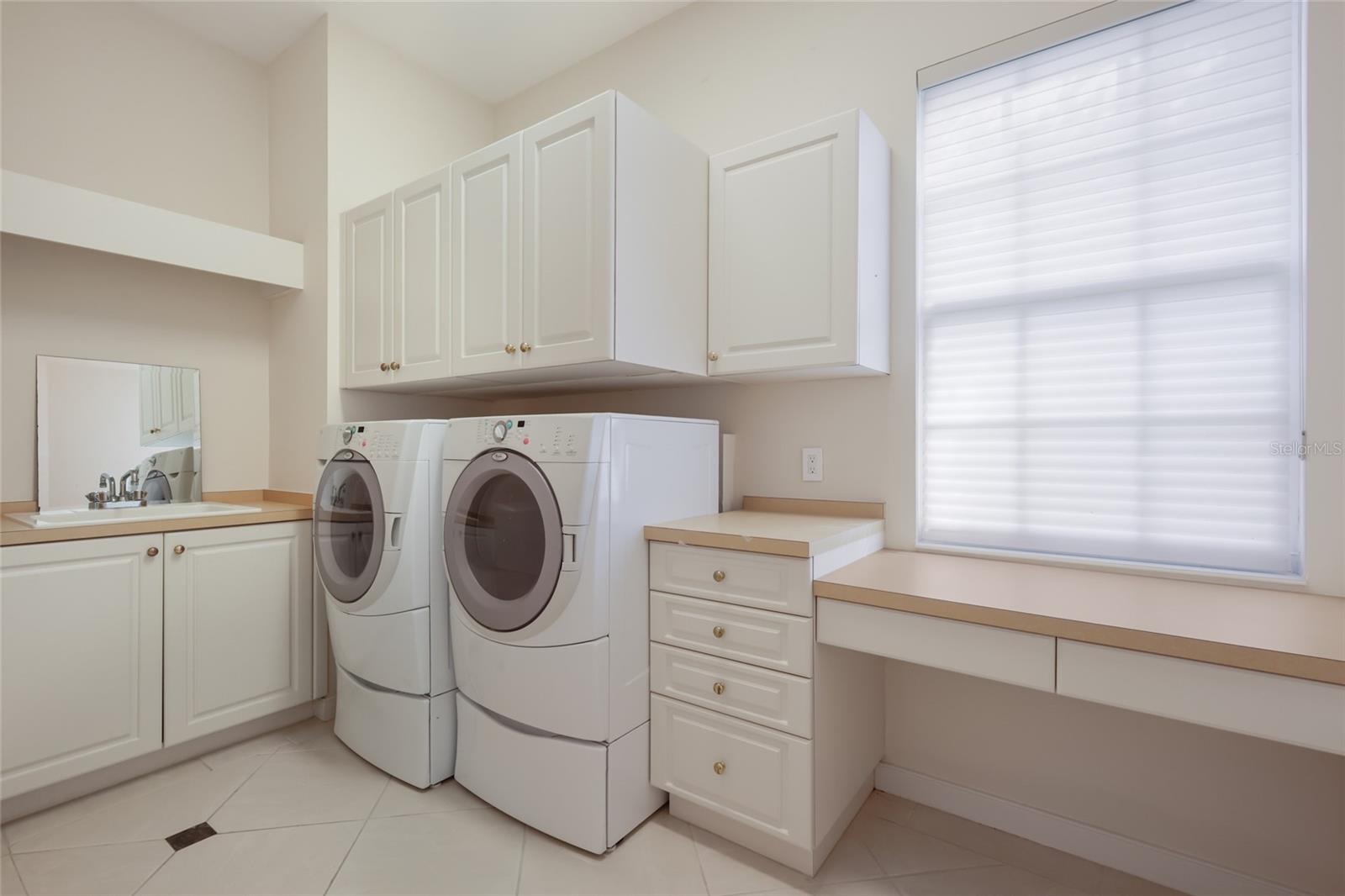 7908 WARWICK GARDENS LN