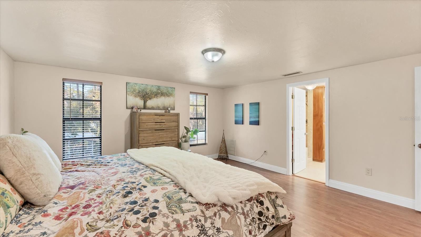 5237 TURTLE CREEK LN