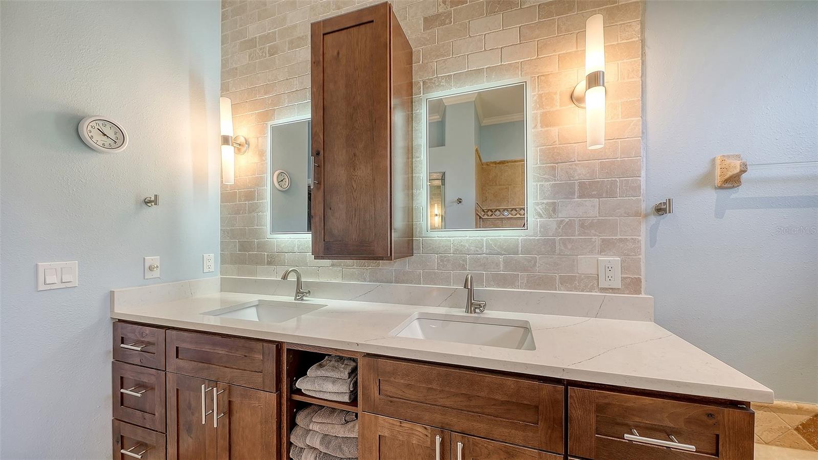 5566 MAGNOLIA TREE TER