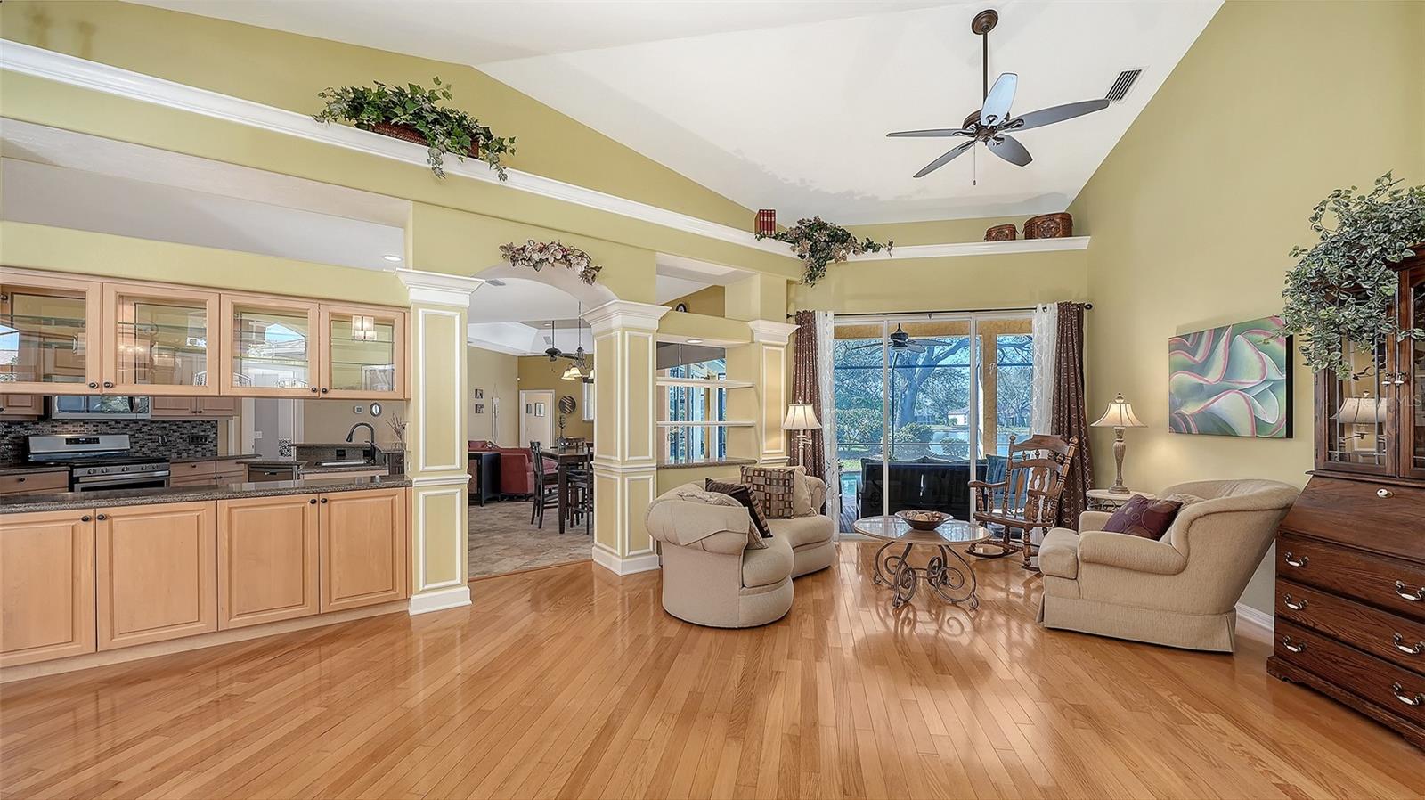 5566 MAGNOLIA TREE TER