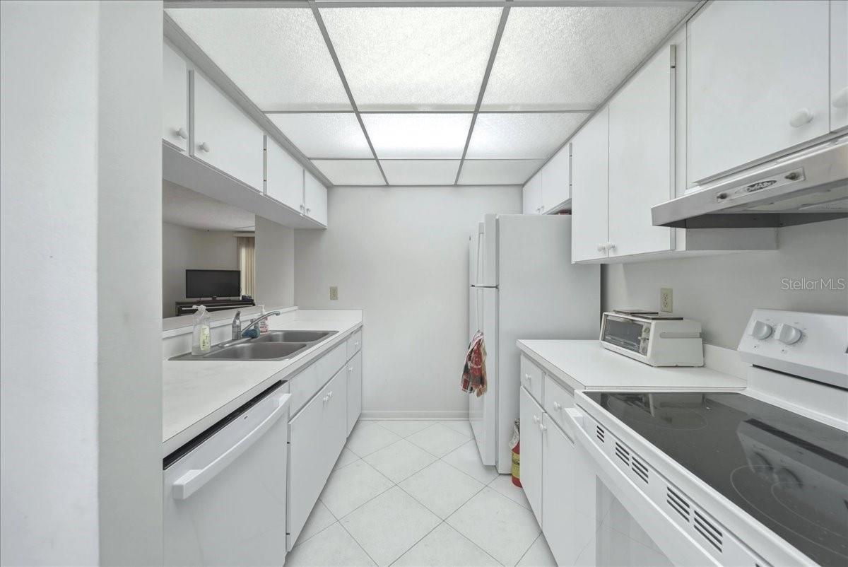 1711 PELICAN COVE RD #341