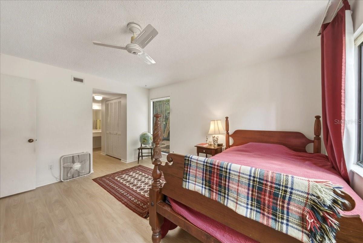 1711 PELICAN COVE RD #341