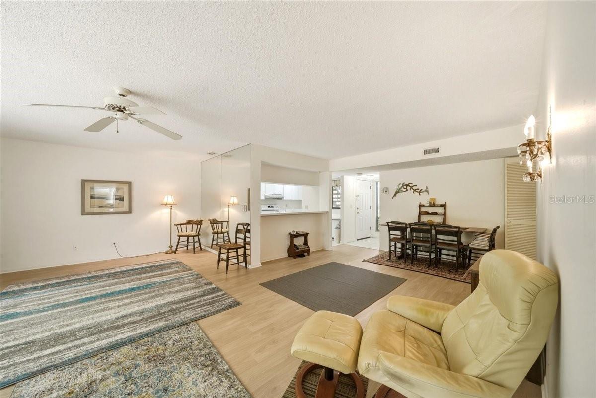 1711 PELICAN COVE RD #341