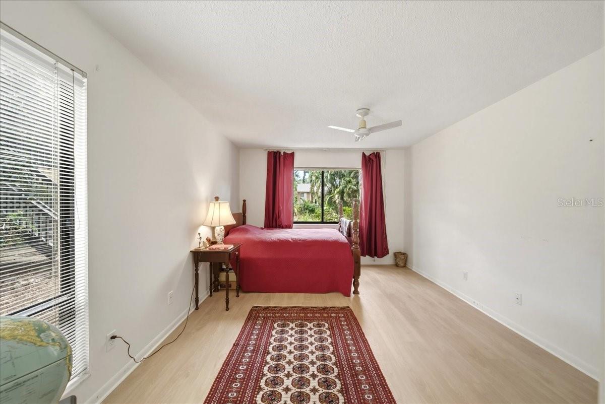 1711 PELICAN COVE RD #341