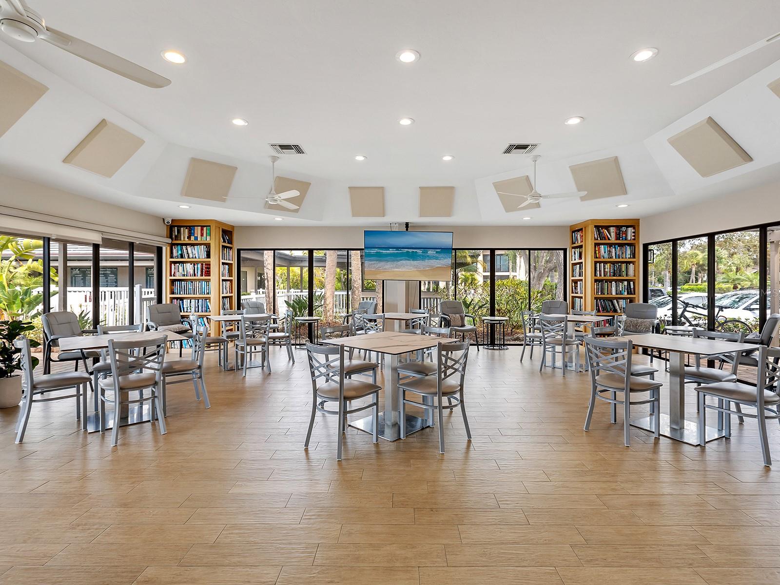 5420 EAGLES POINT CIR #106