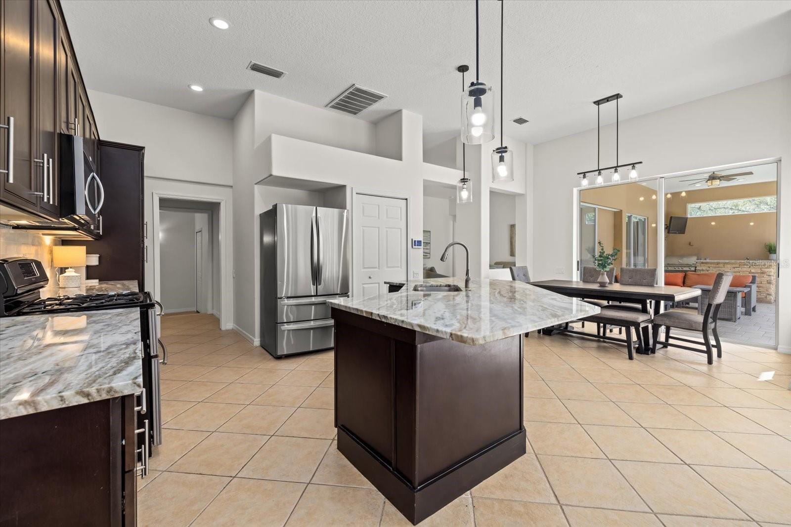 6916 RIVERSEDGE STREET CIR