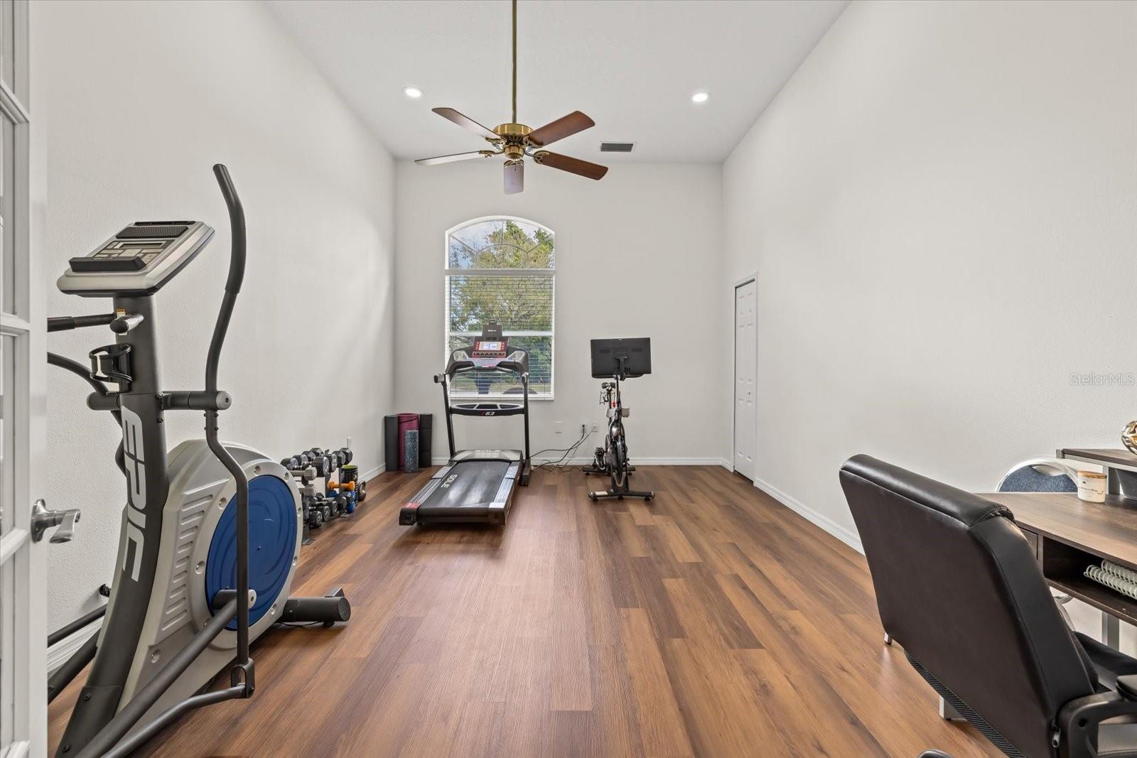 6916 RIVERSEDGE STREET CIR