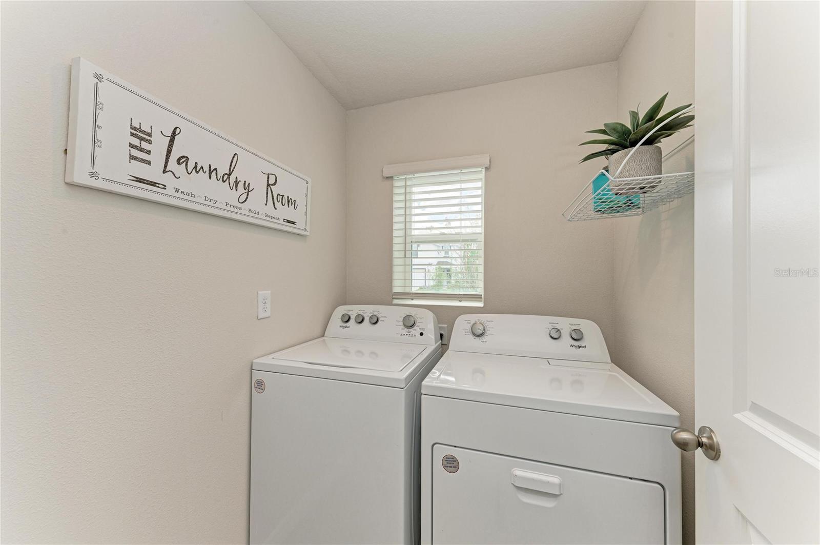 3915 DIRECT GREEN PL