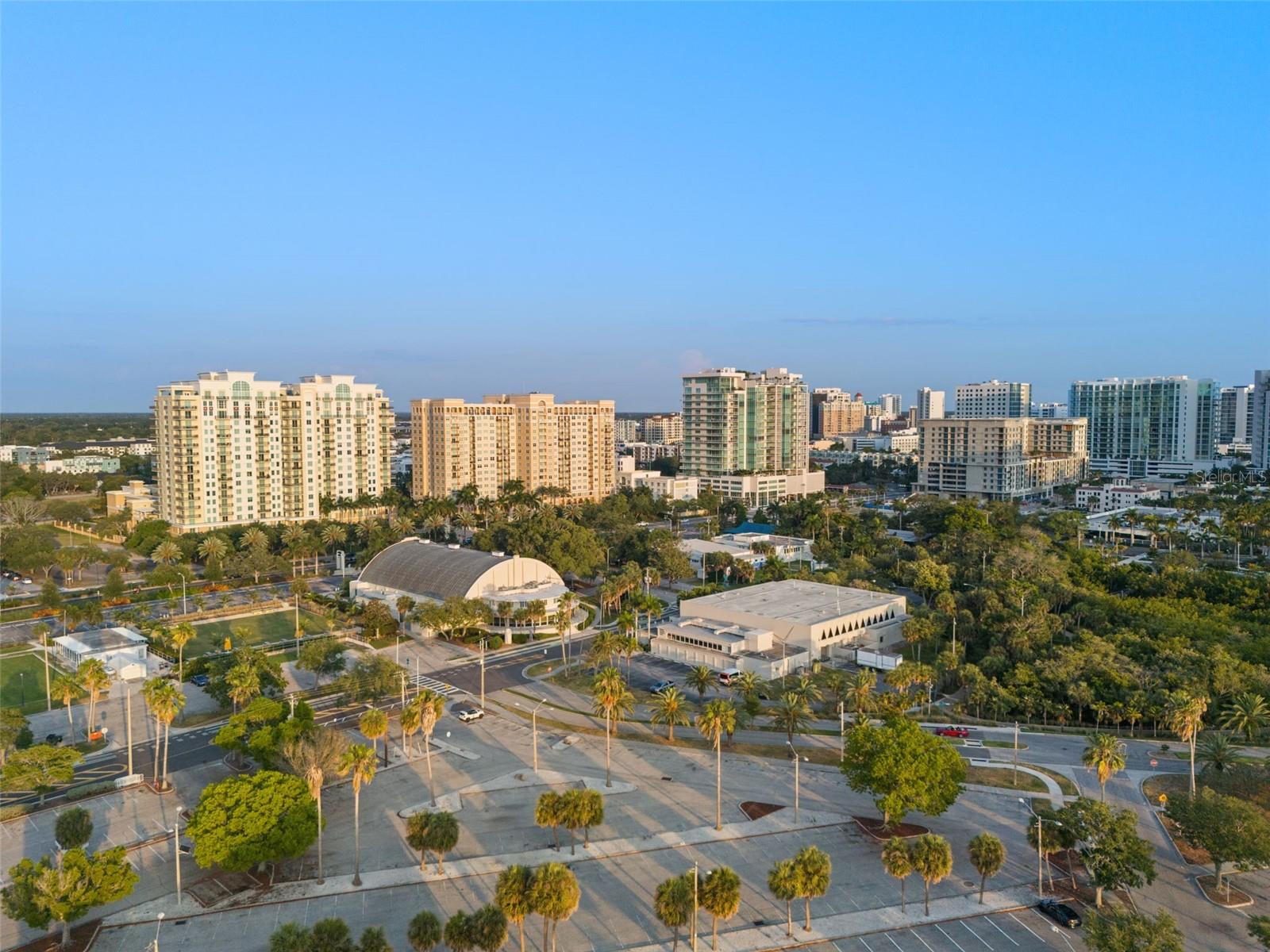 800 N TAMIAMI TRL #1217