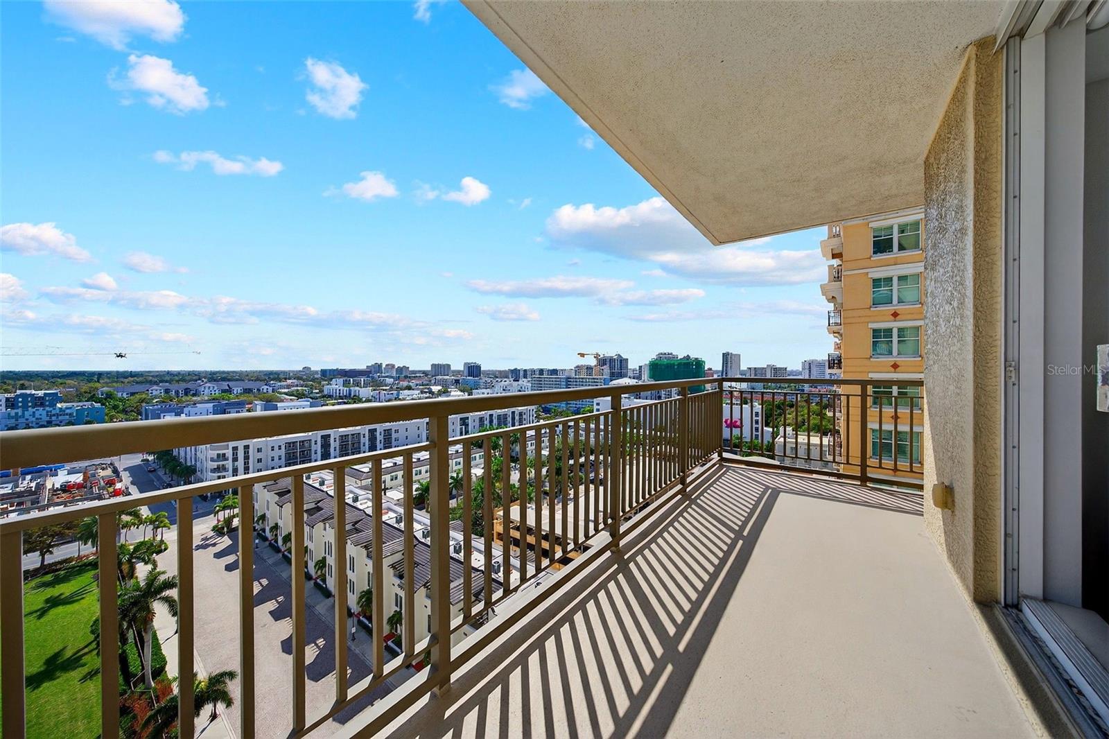 800 N TAMIAMI TRL #1217
