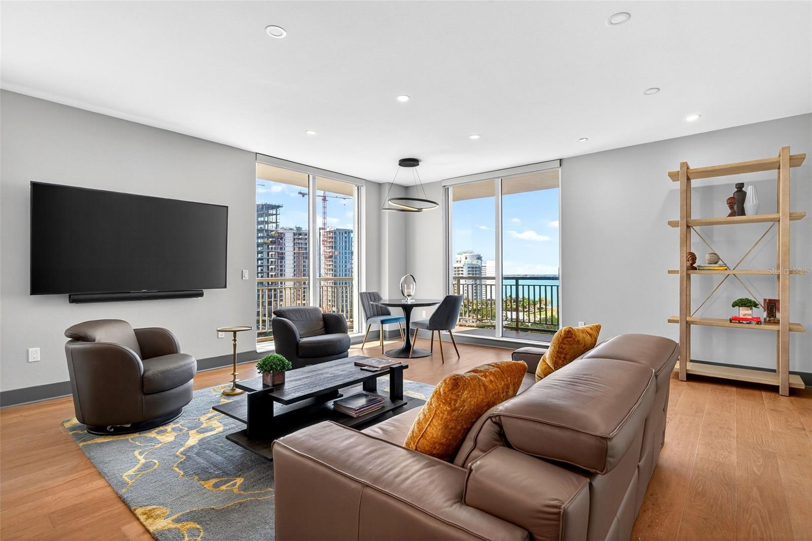 800 N TAMIAMI TRL #1217