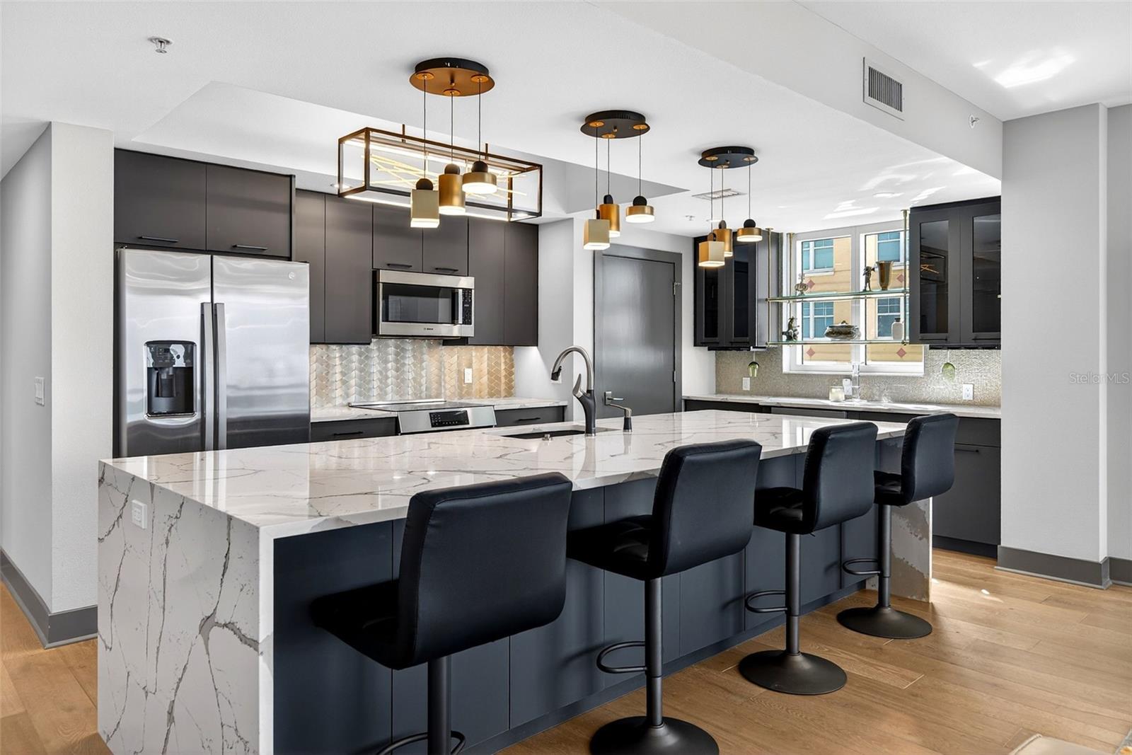 800 N TAMIAMI TRL #1217