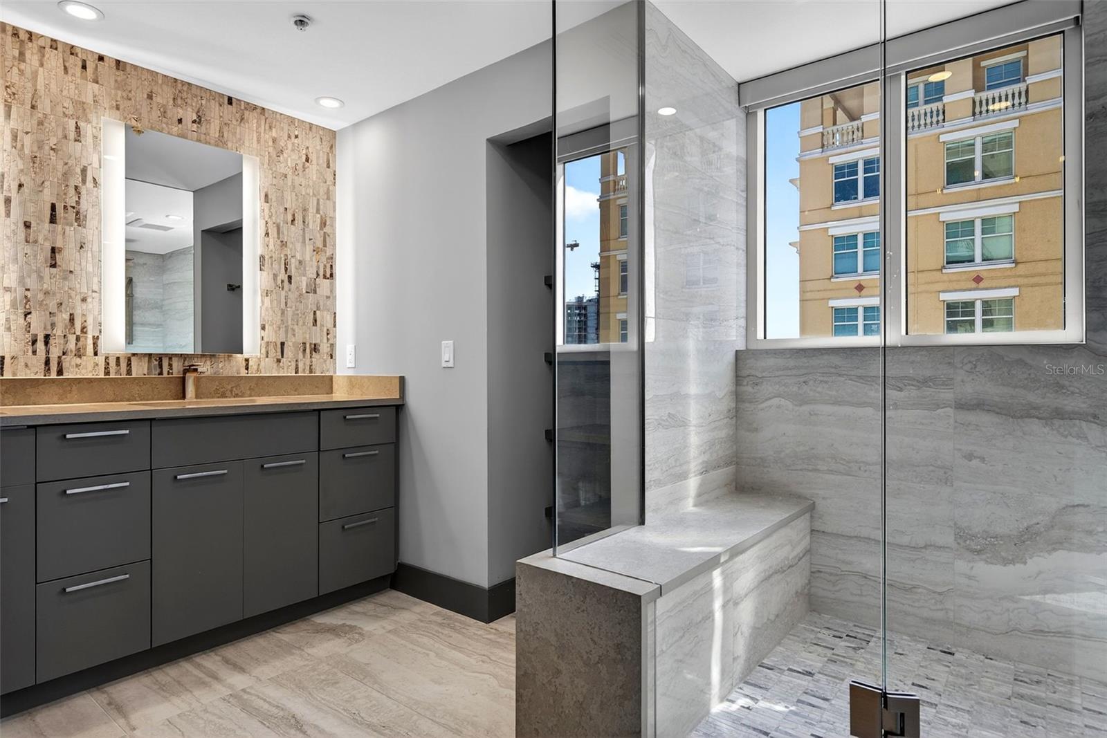 800 N TAMIAMI TRL #1217