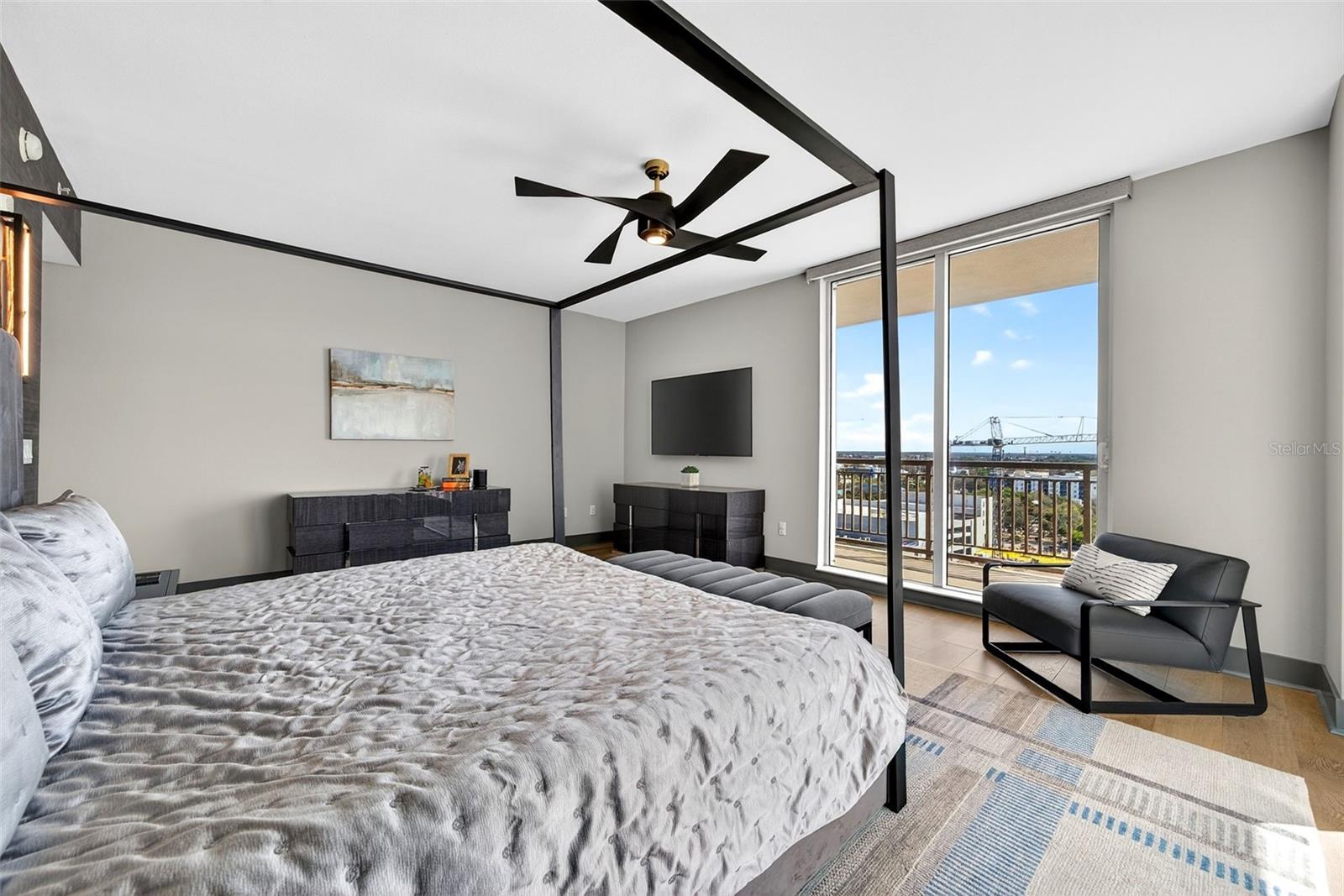 800 N TAMIAMI TRL #1217