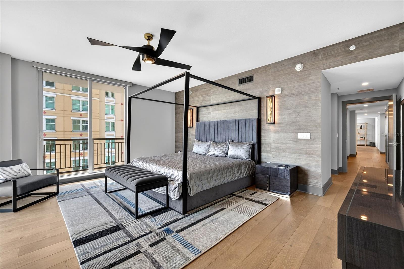 800 N TAMIAMI TRL #1217