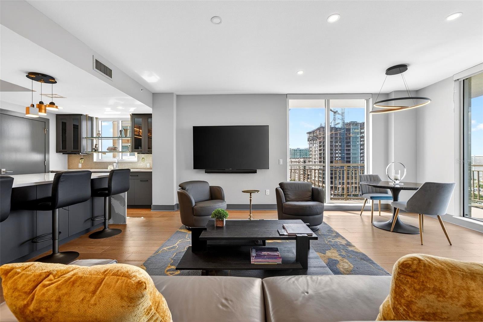 800 N TAMIAMI TRL #1217