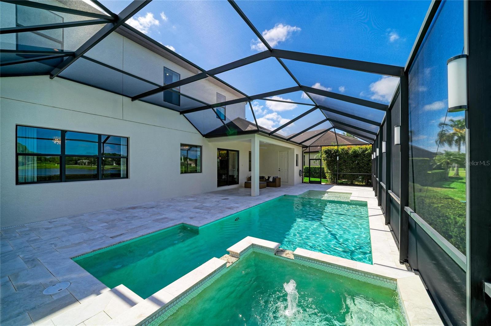 826 HONEYFLOWER LOOP