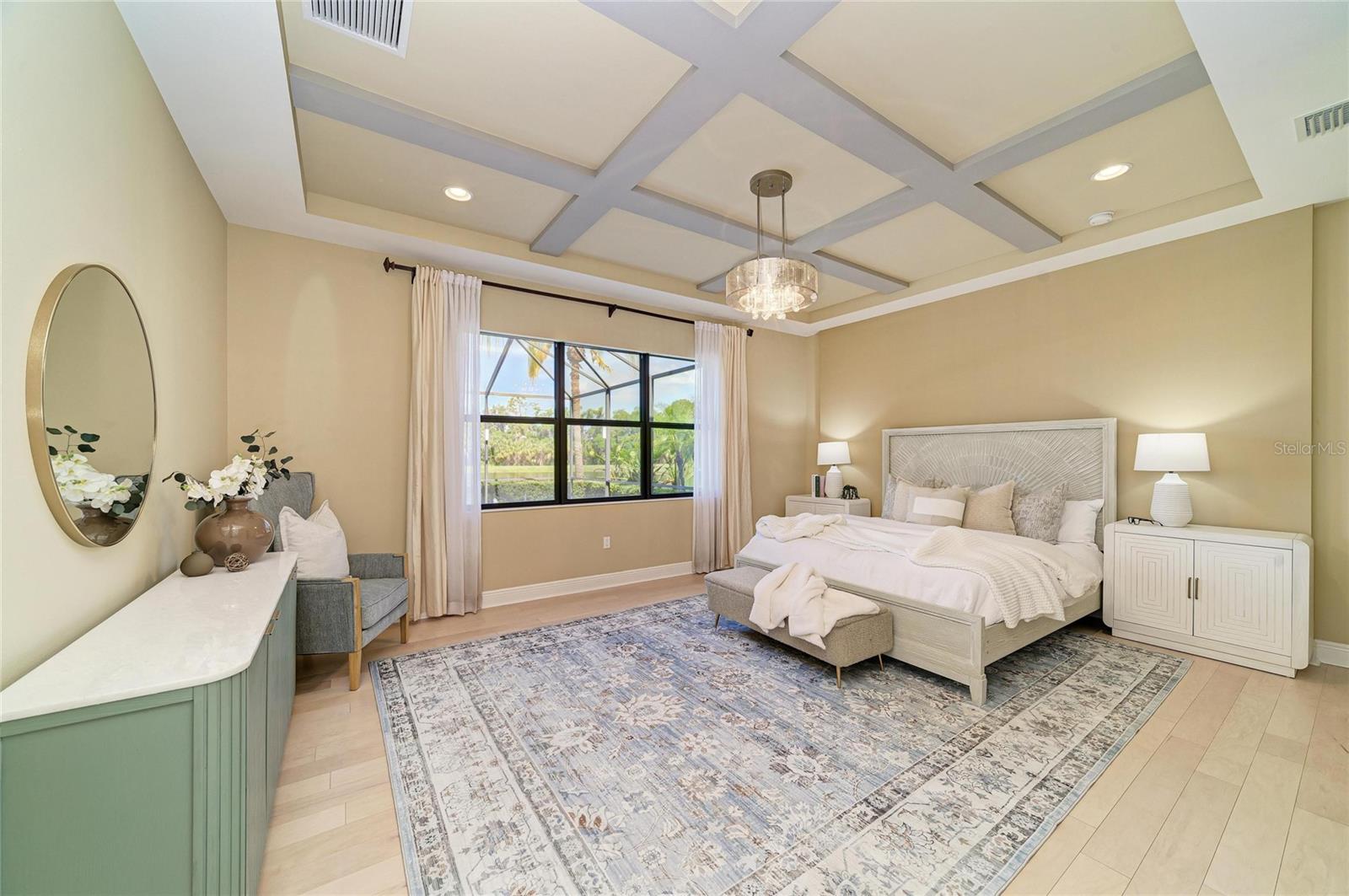 826 HONEYFLOWER LOOP