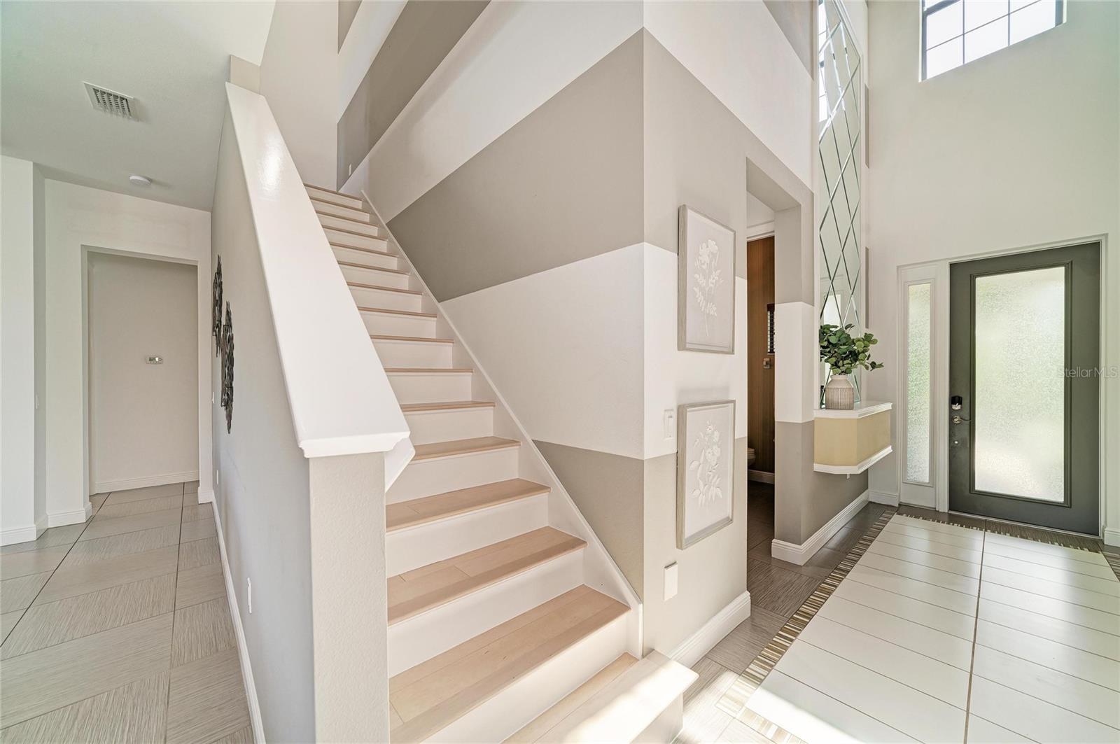 826 HONEYFLOWER LOOP