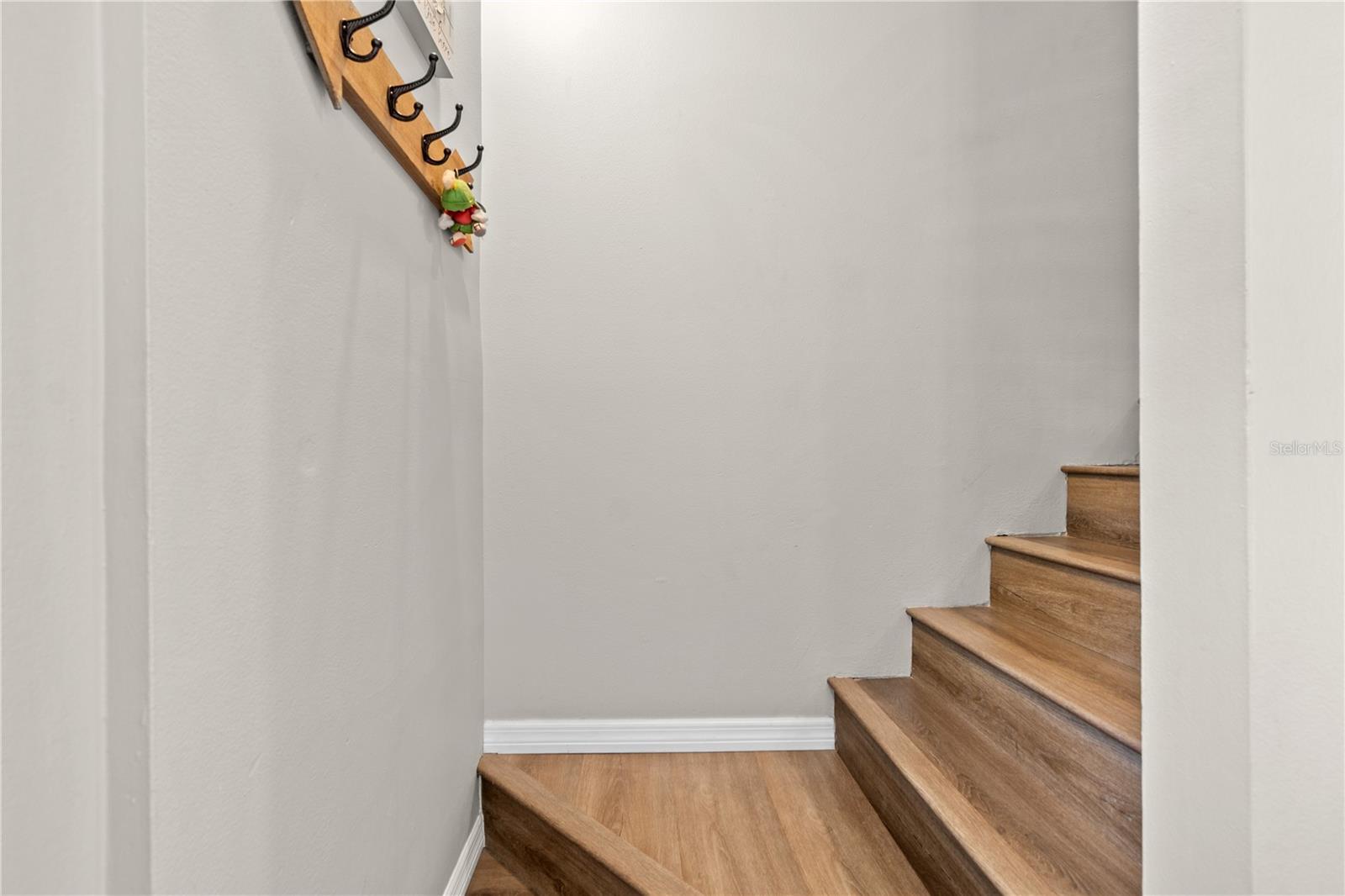 1752 STICKNEY POINT RD #102