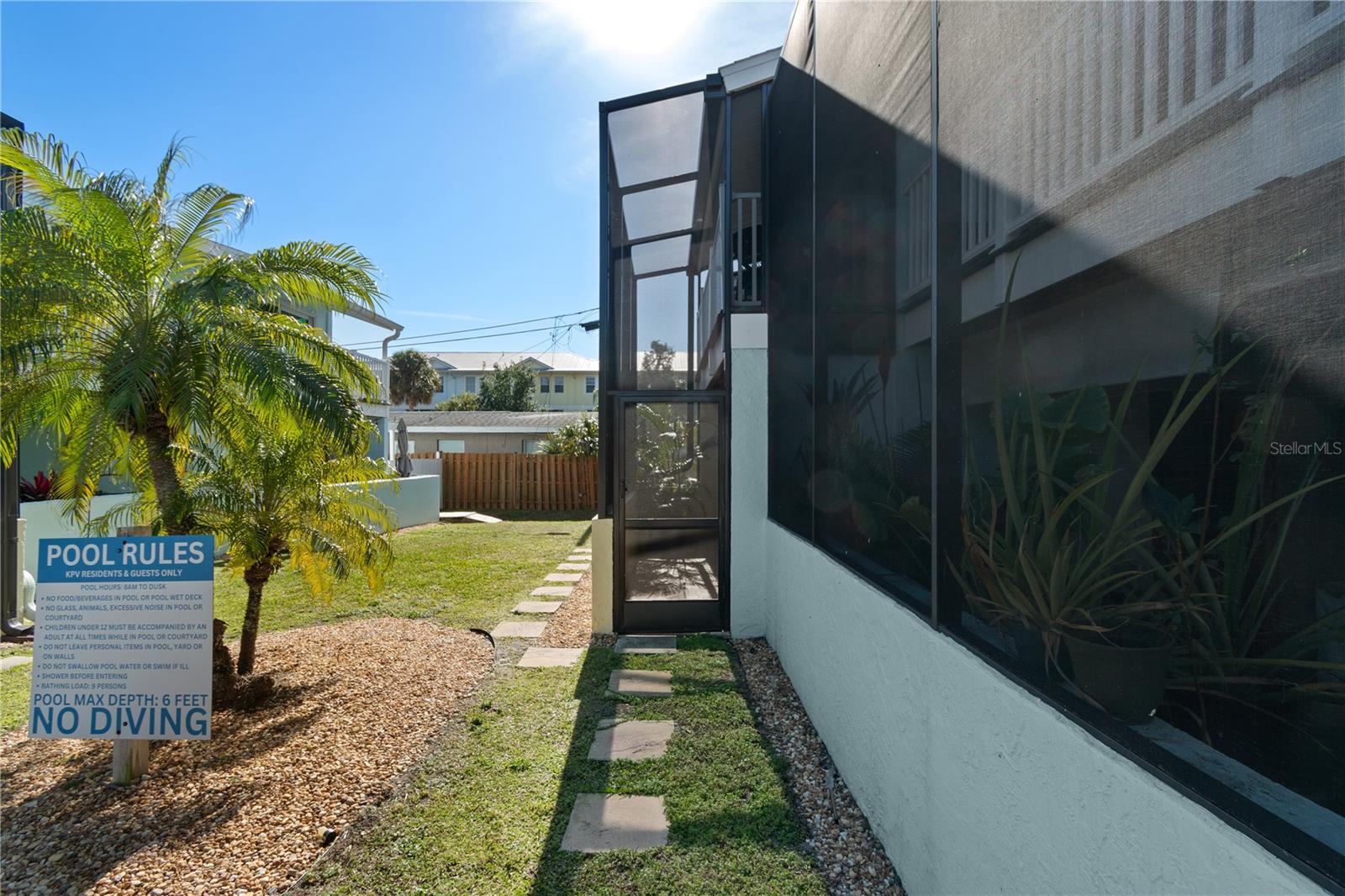 1752 STICKNEY POINT RD #102