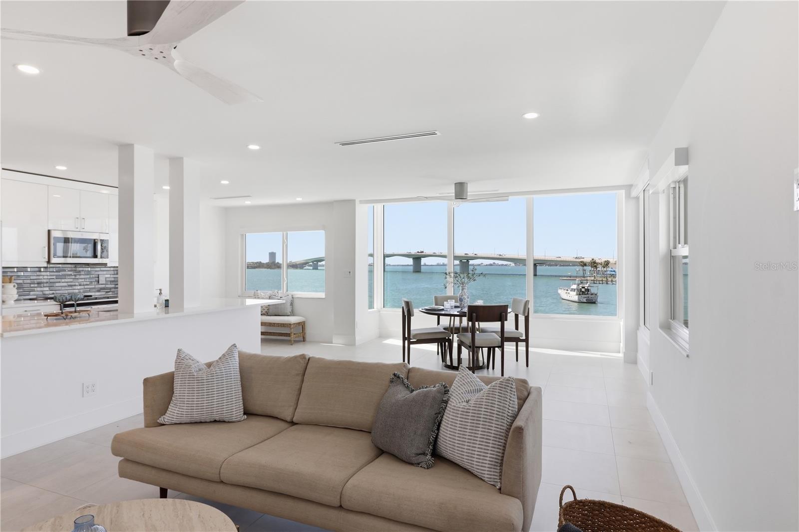 226 GOLDEN GATE PT #34