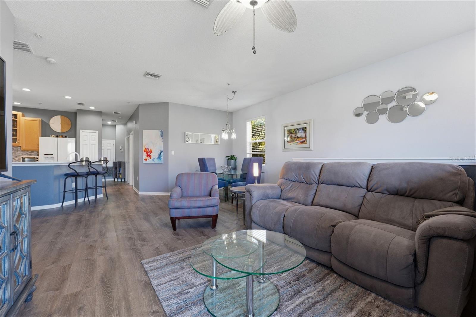 3758 PARKRIDGE CIR #24-201