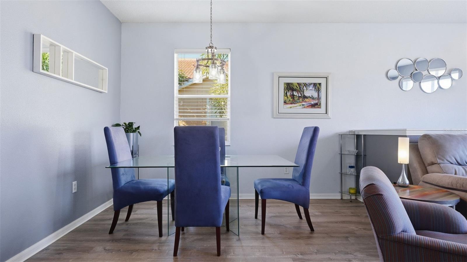 3758 PARKRIDGE CIR #24-201