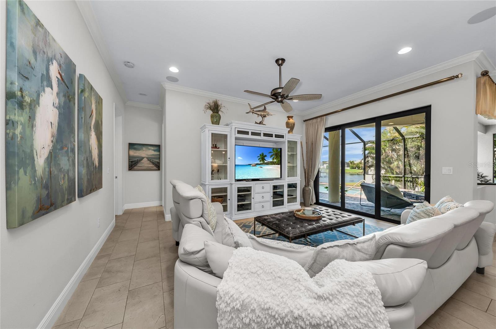 6224 SIGNATURE POINTE LN