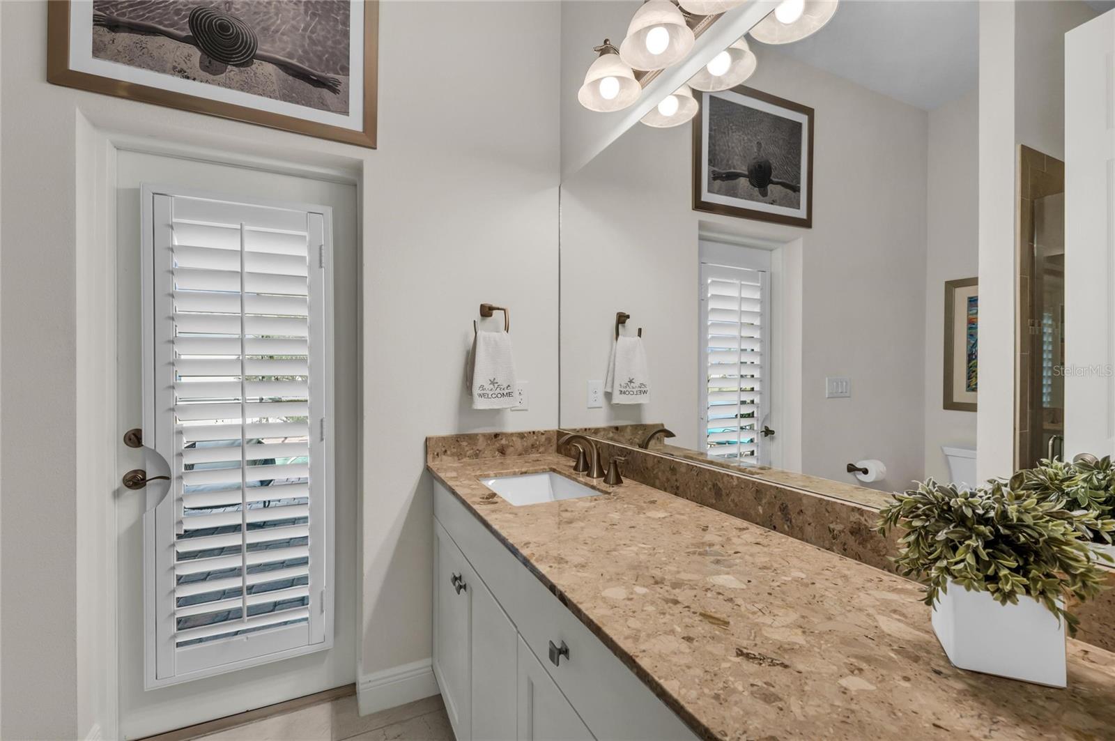 6224 SIGNATURE POINTE LN