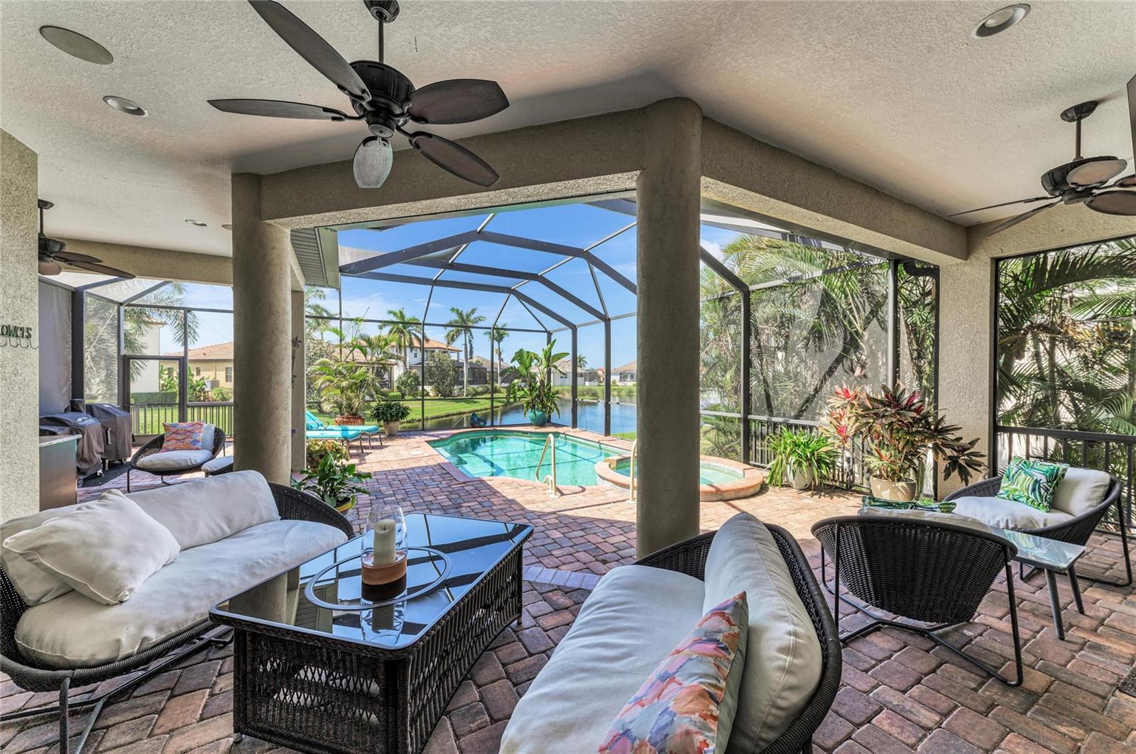 6224 SIGNATURE POINTE LN